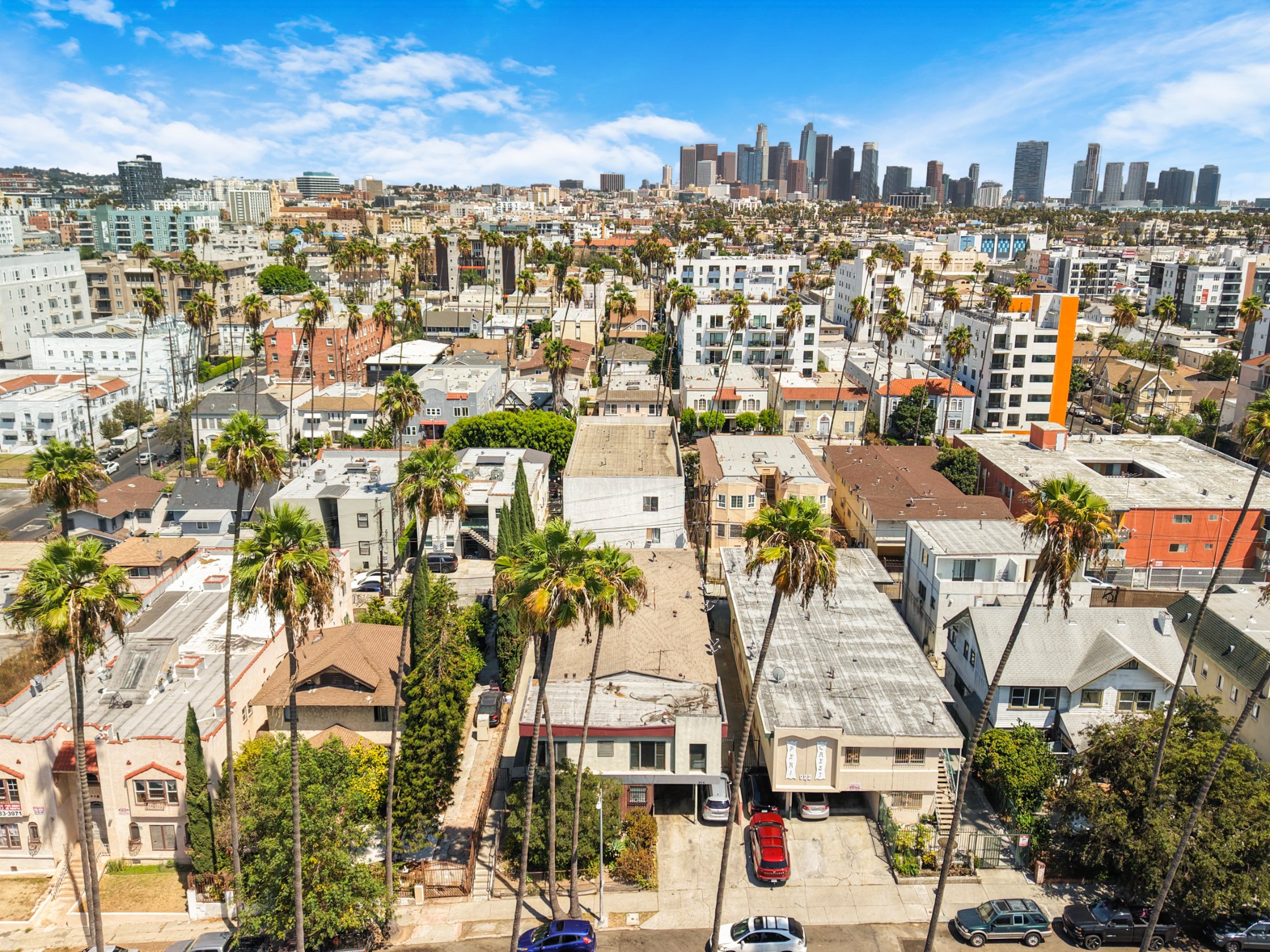 916 S. Normandie Ave, Los Angeles, CA 90005 — property photo 6 of 8