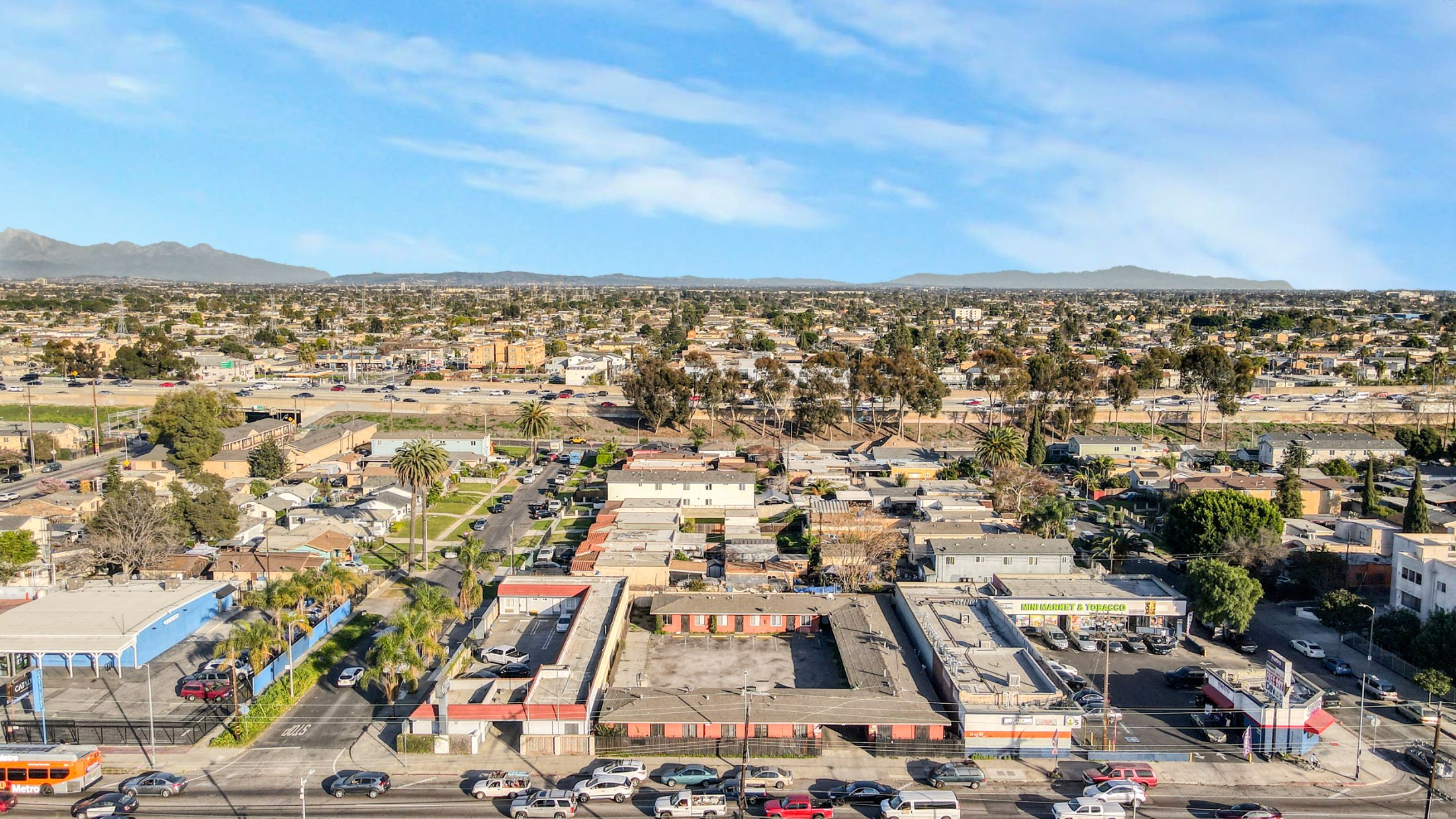 10108 S. Figueroa St, Los Angeles, CA 90003 — property photo 10 of 17