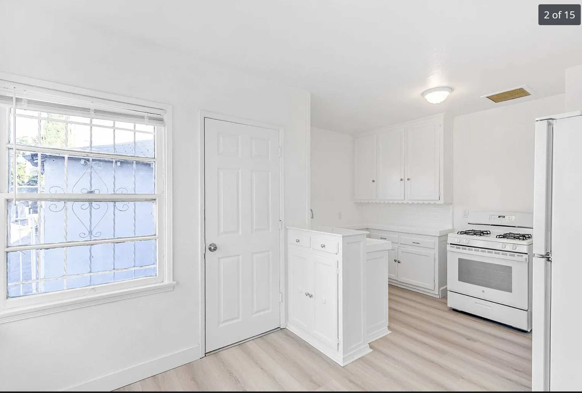 2562 W. 11th St., Los Angeles, CA 90006 — property photo 13 of 16