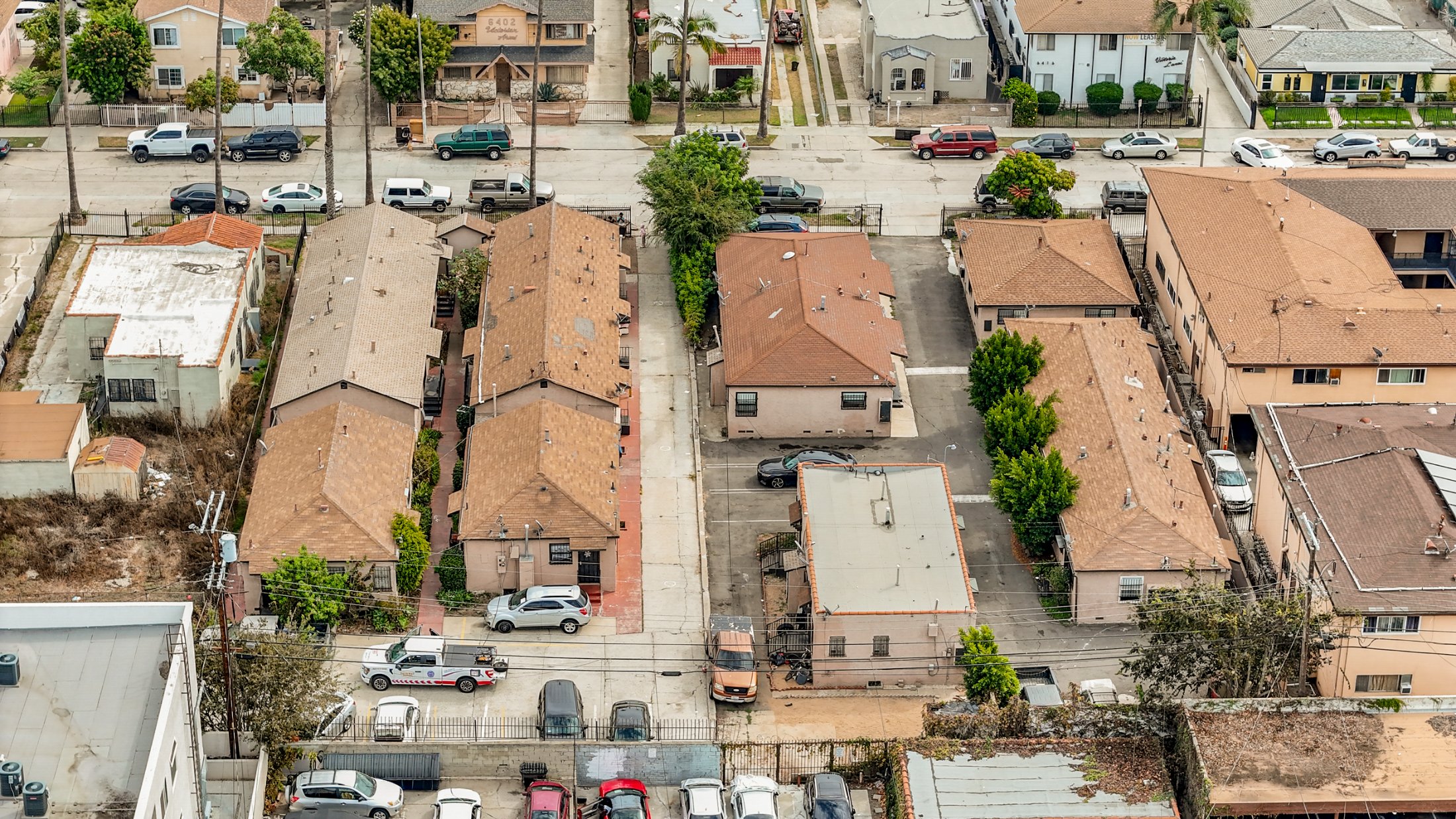 6401-6407 S. Victoria Ave, Los Angeles, CA 90043 — property photo 10 of 18