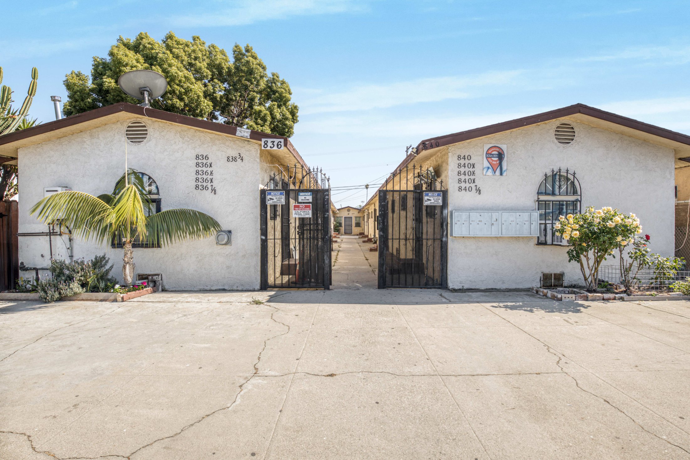 836 W. 66th St, Los Angeles, CA 90044 — property photo 6 of 11