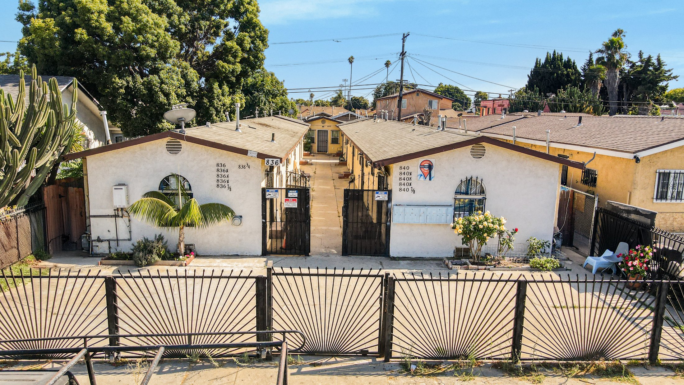 836 W. 66th St, Los Angeles, CA 90044 — listing photo