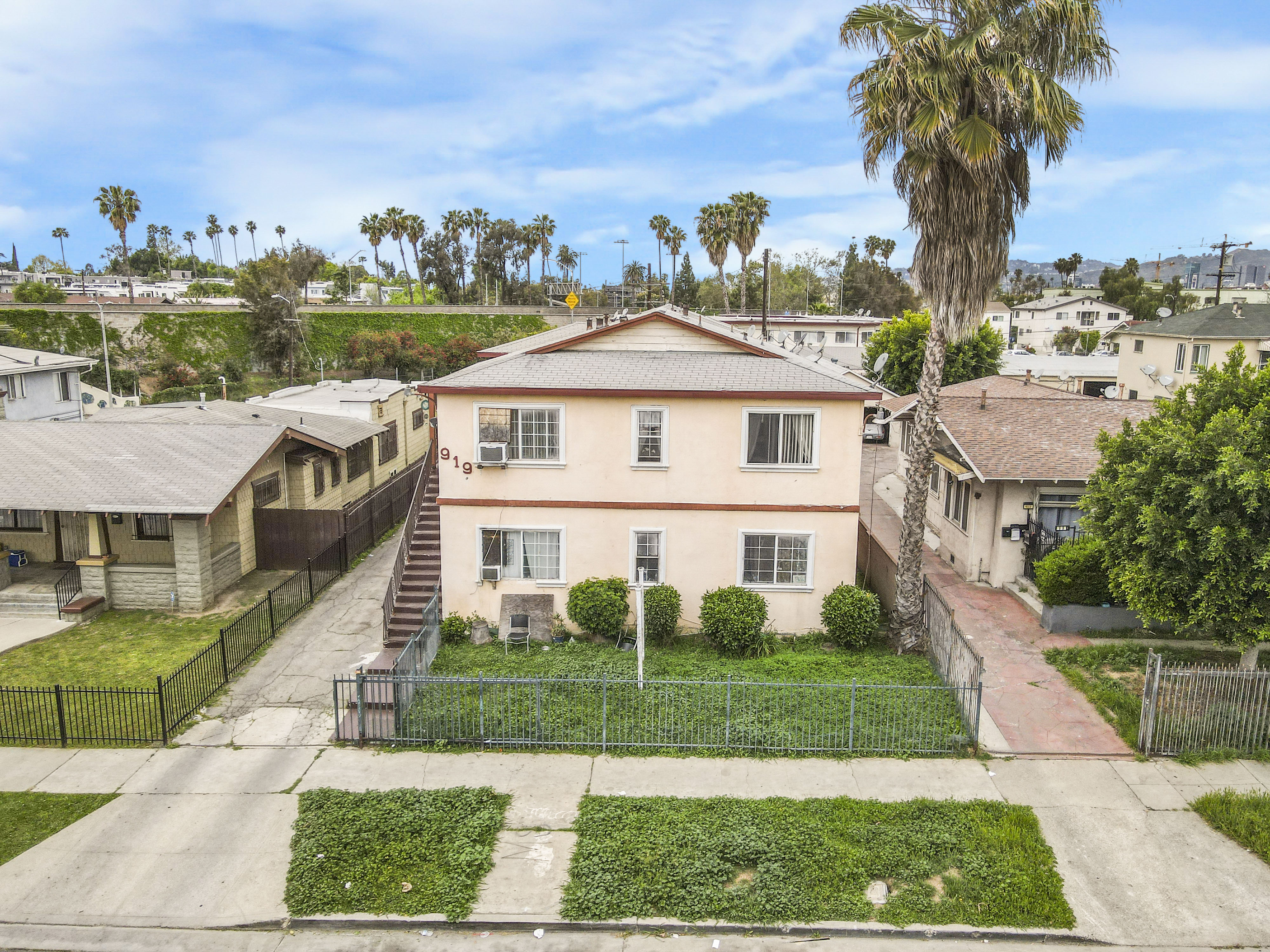 917 Ardmore Ave