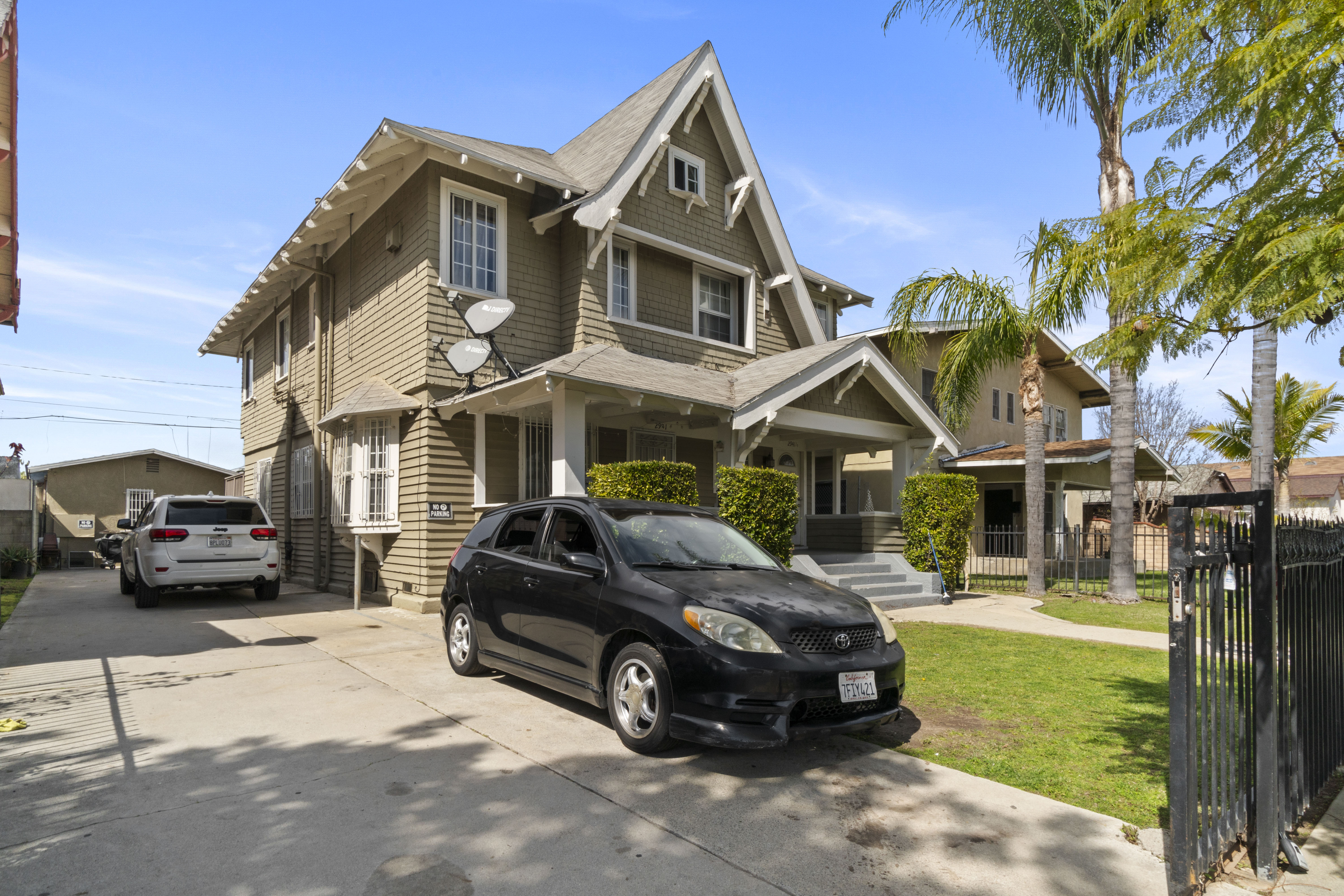 2939 Brighton Ave
