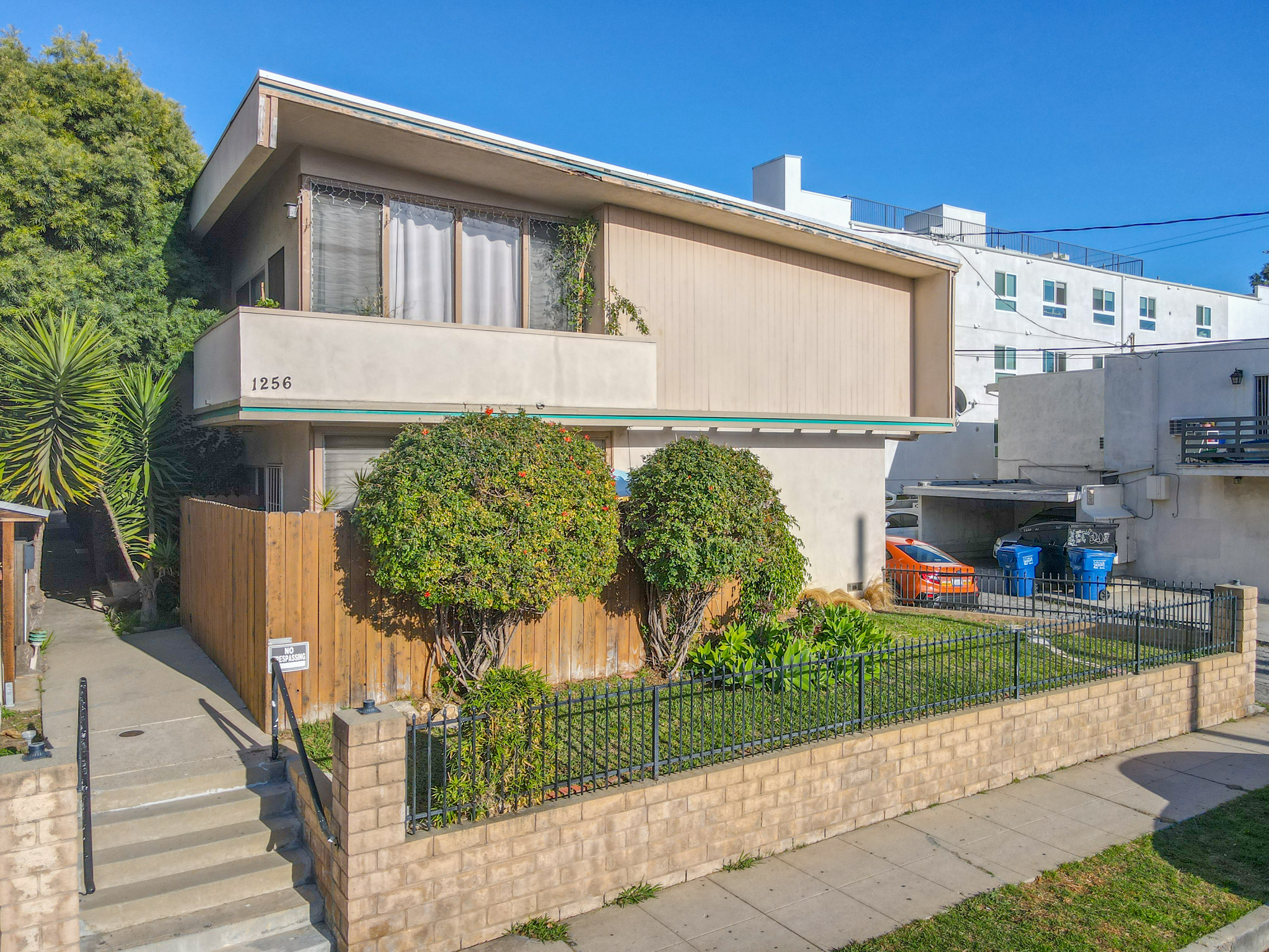 1256 S. Westgate
