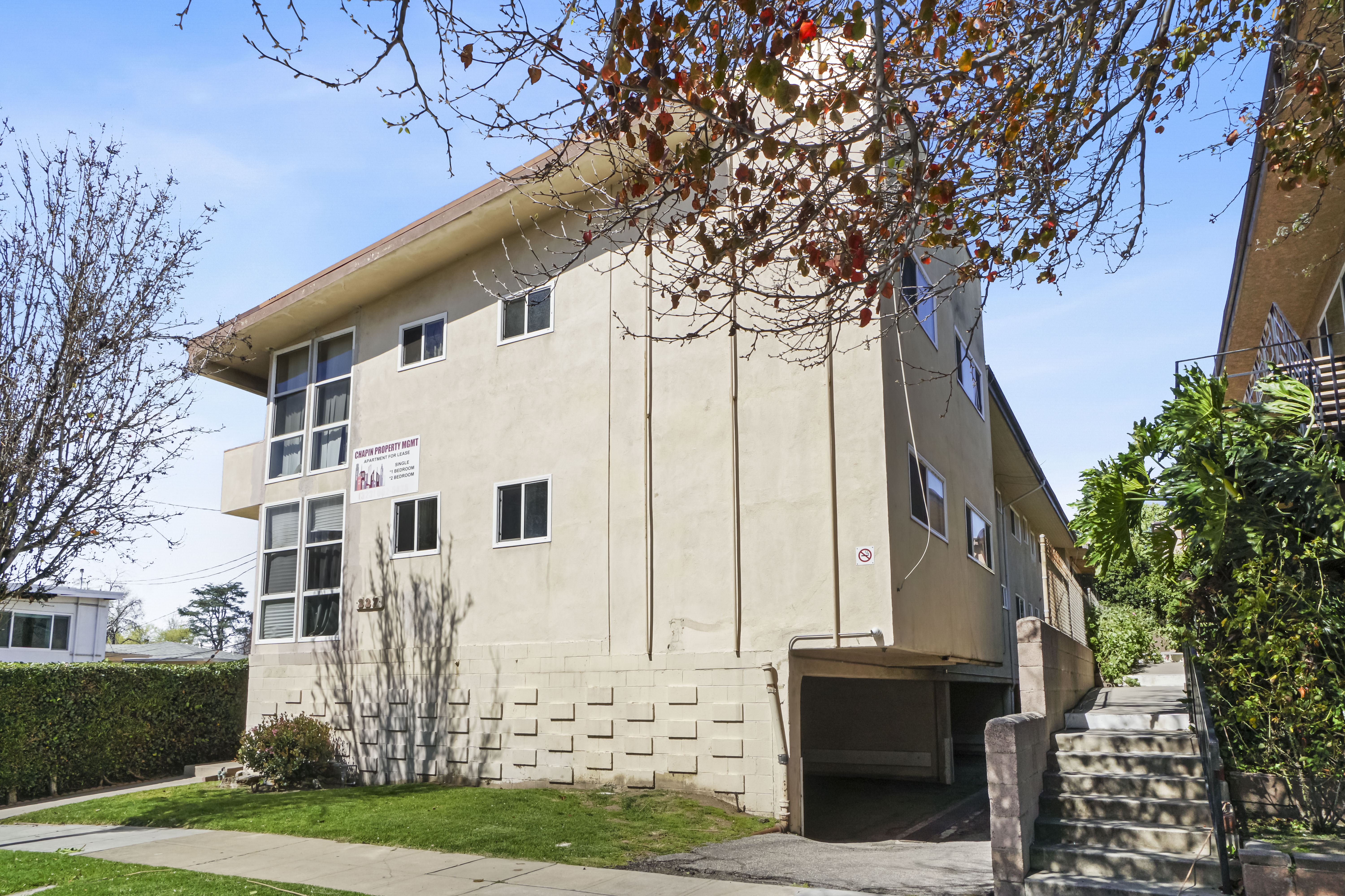 Los Angeles Apartment Listing