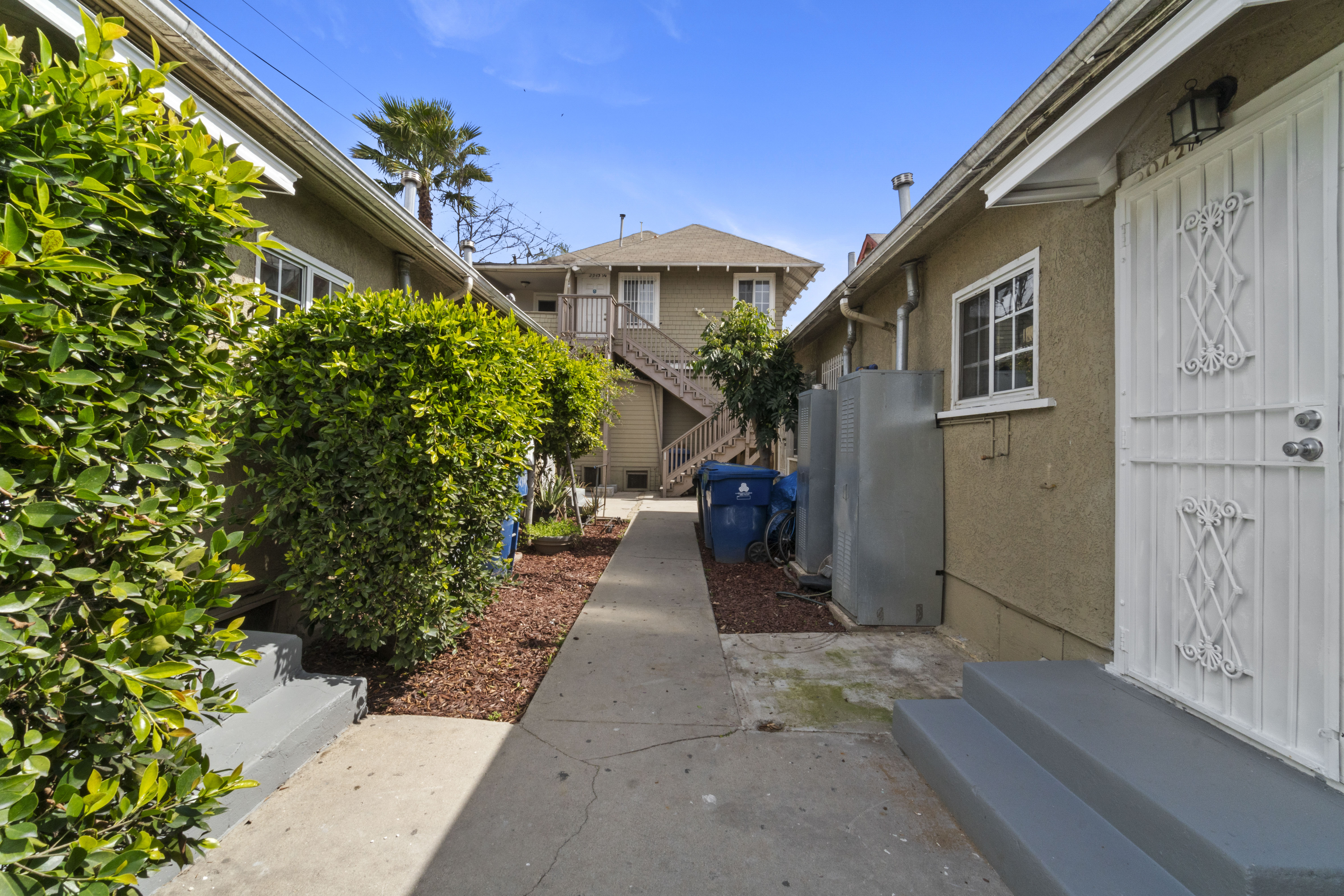 2939 Brighton Ave