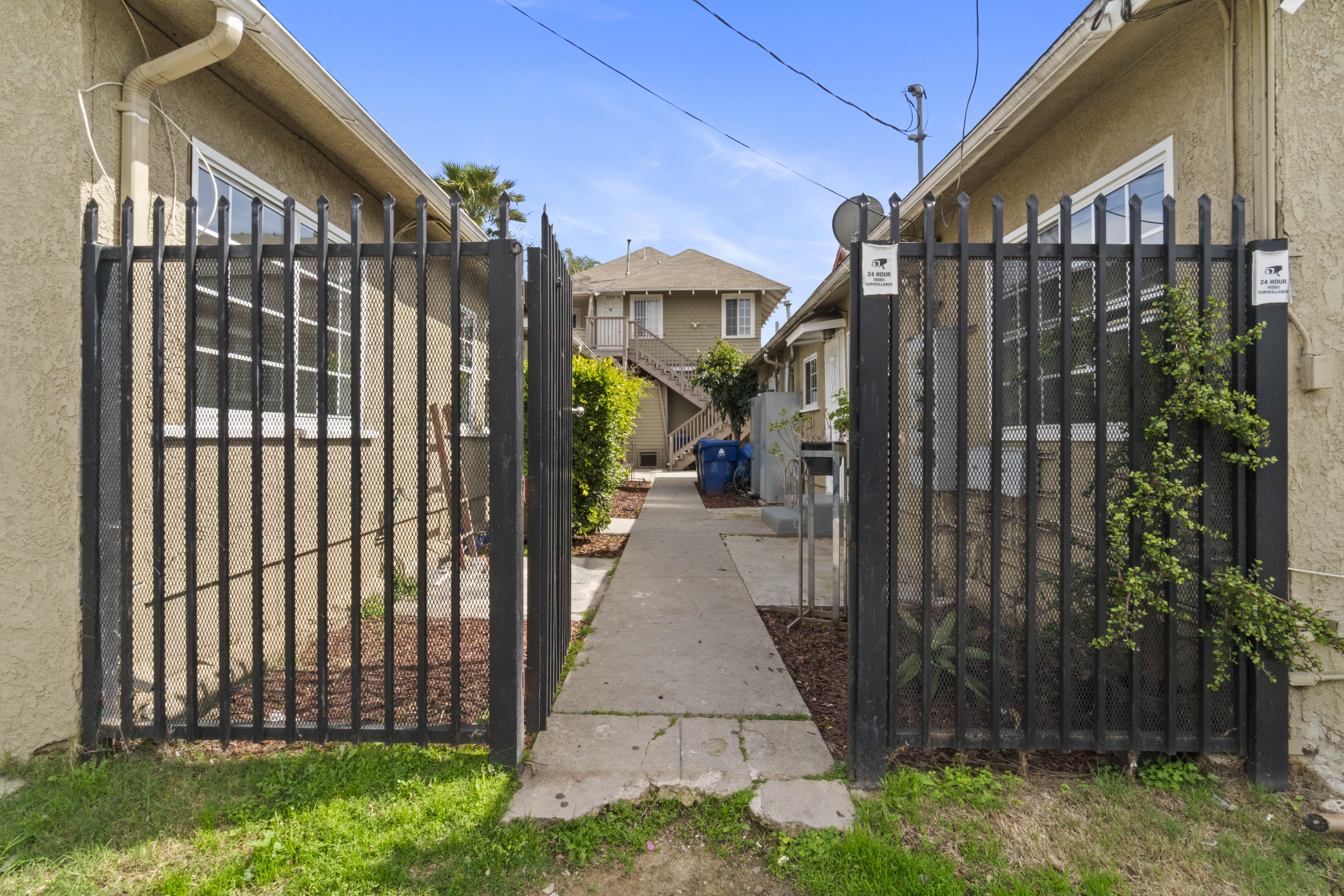 2939 Brighton Ave