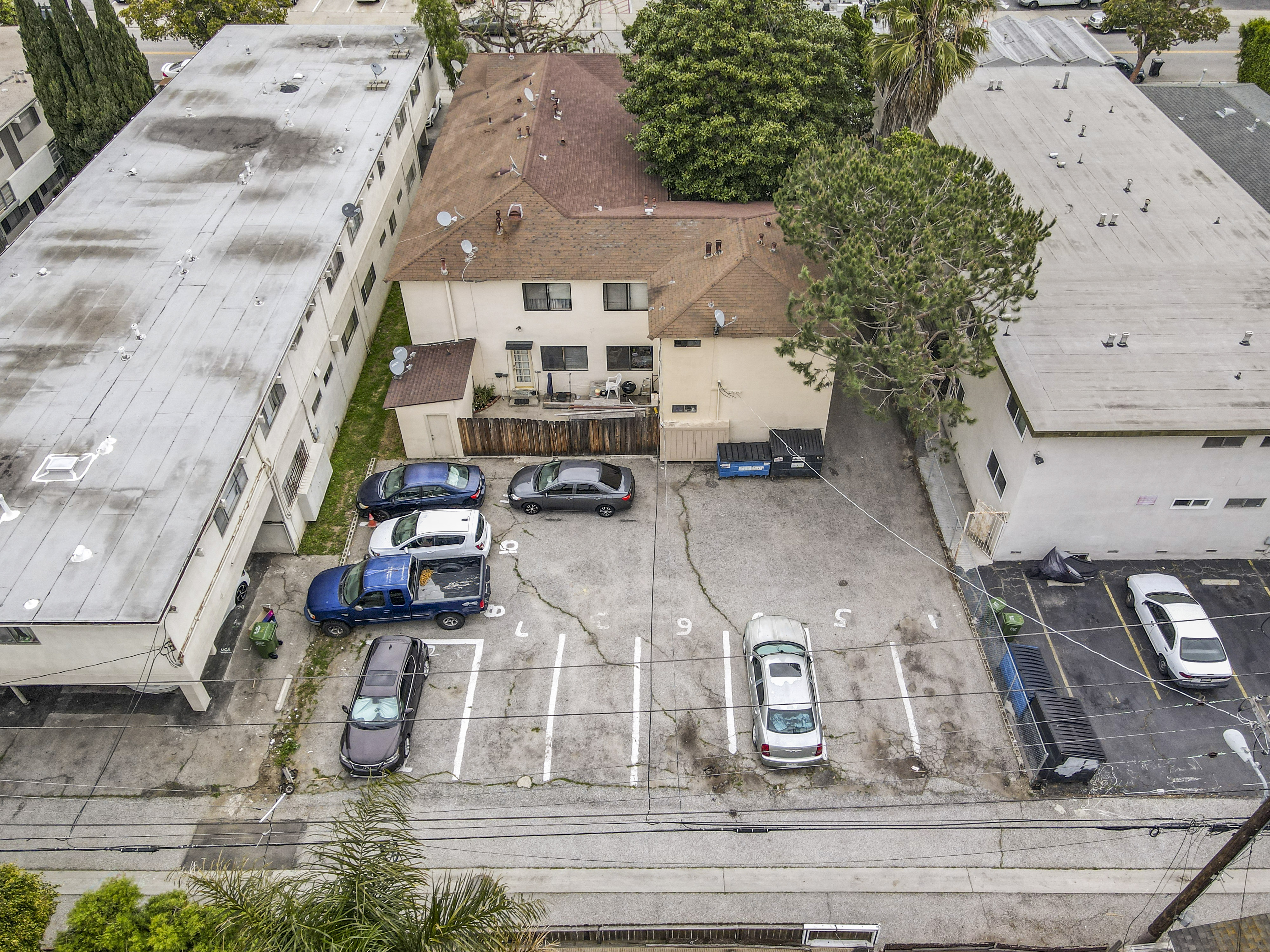 3735 Inglewood Blvd