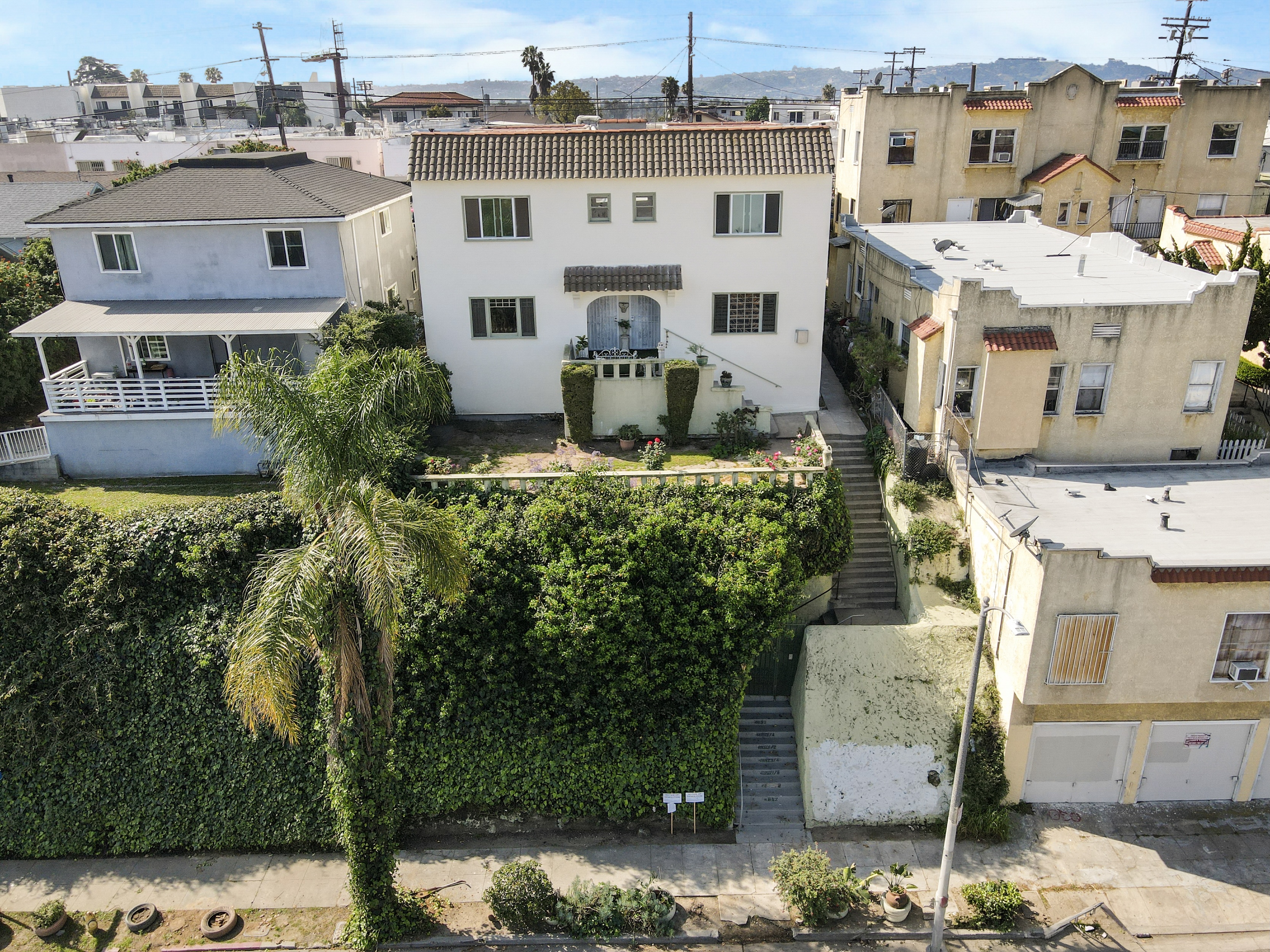 4850 Mascot St.