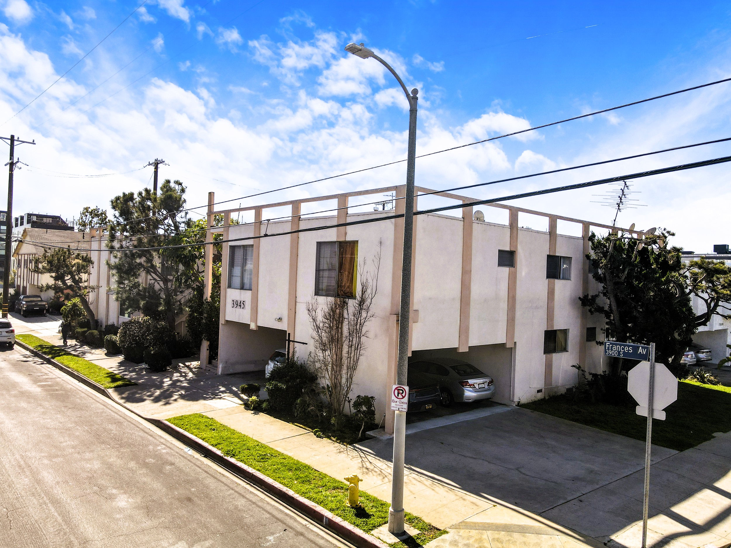 3945 Frances Ave