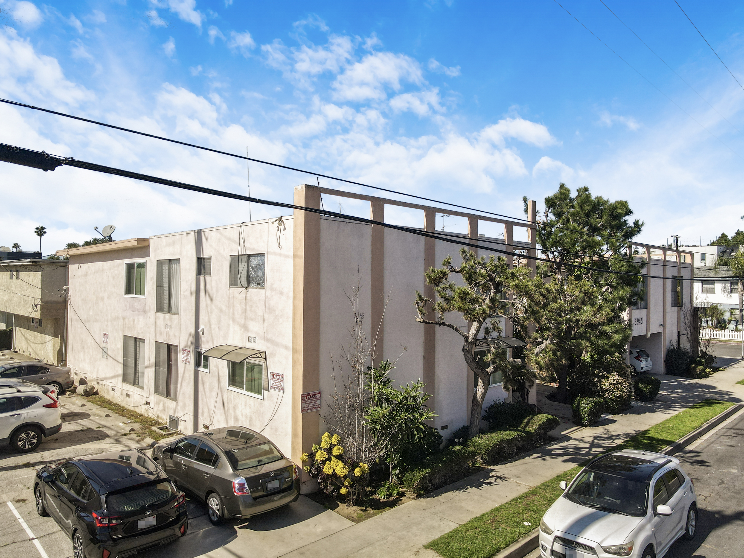 3945 Frances Ave