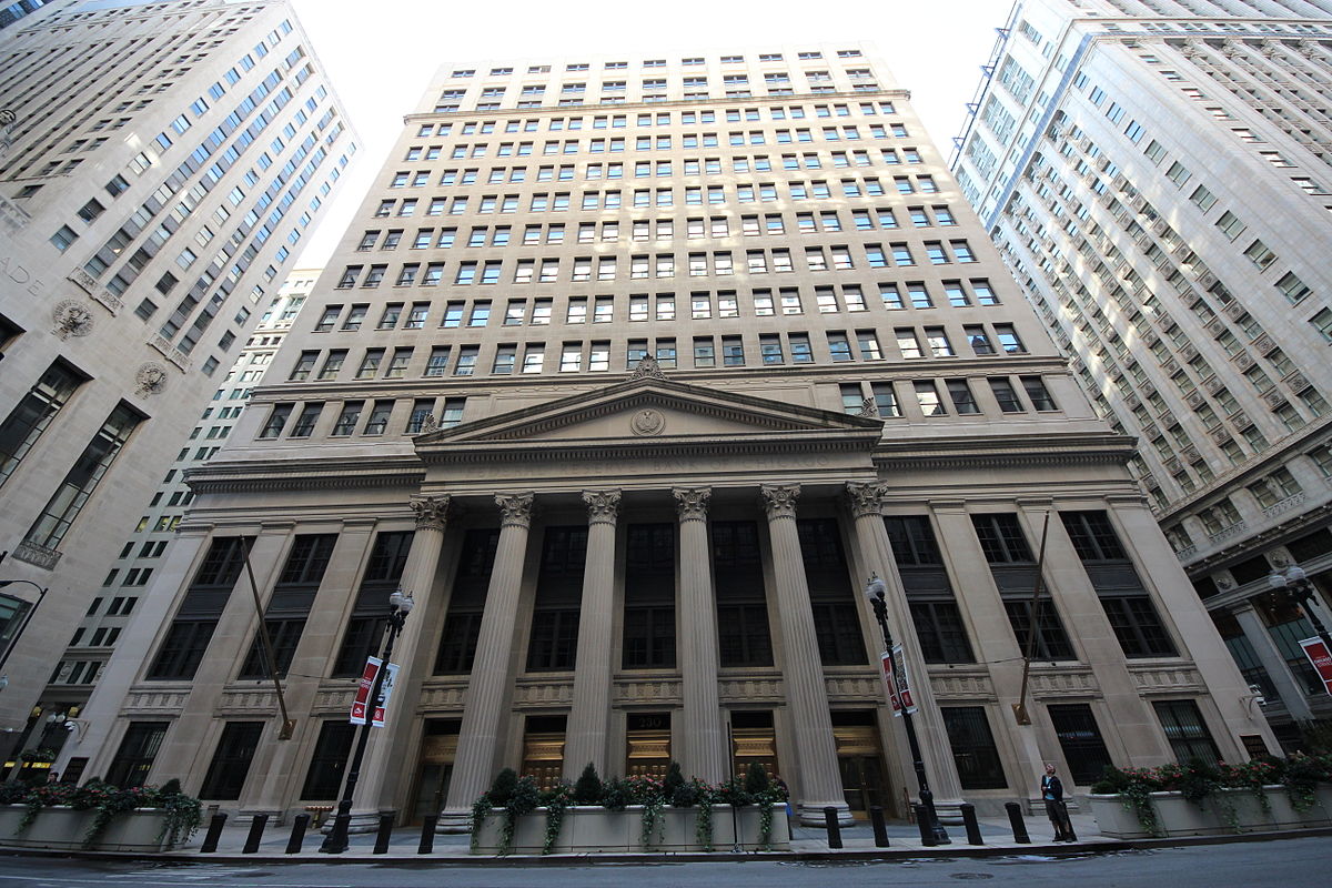 Fed Pauses Rate Hikes after Favorable Inflation Report