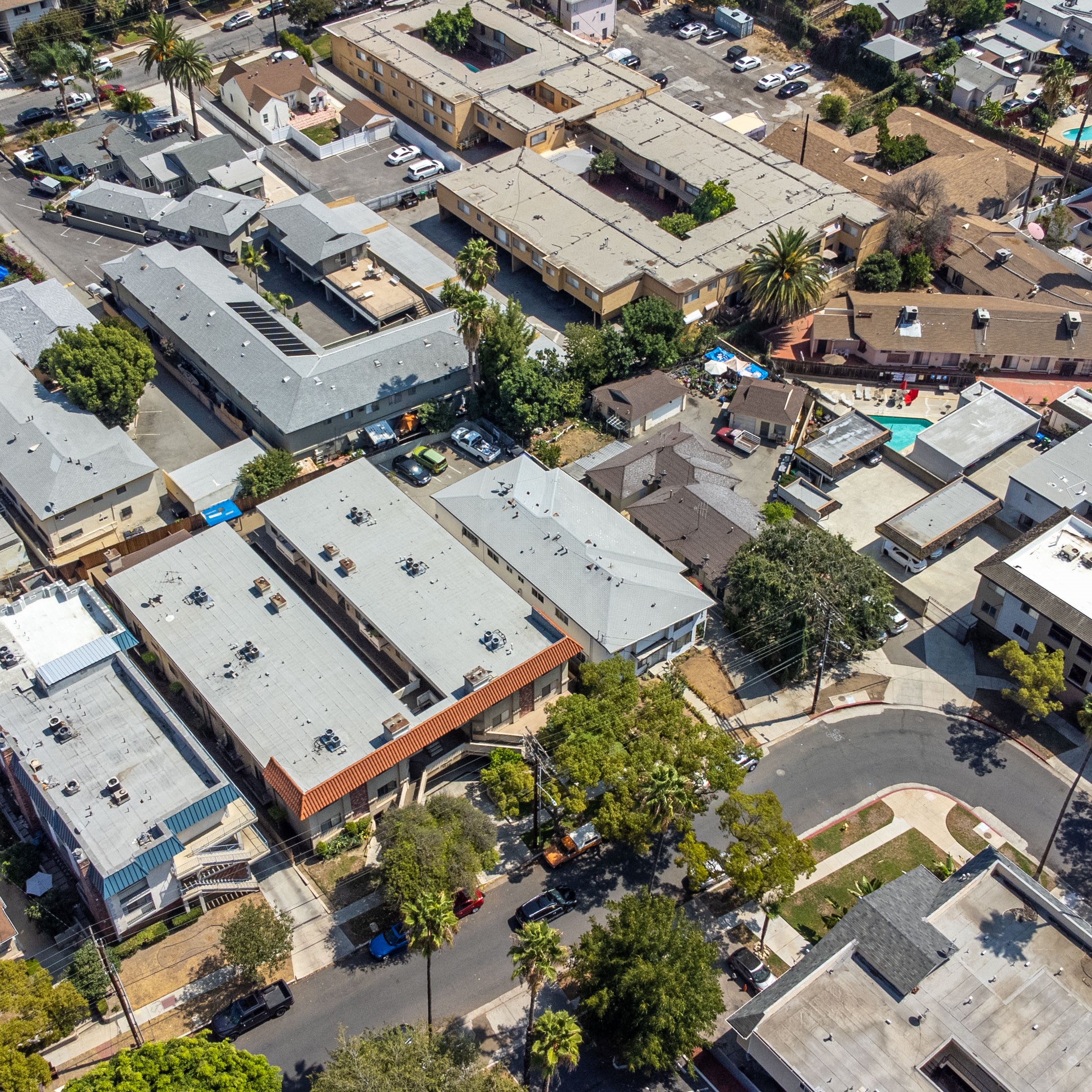 1256 Mariposa Ave