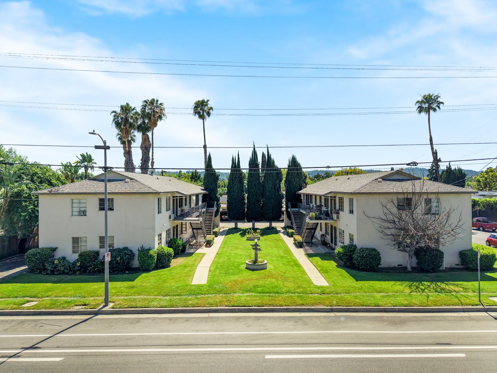 Los Angeles Apartment Listing