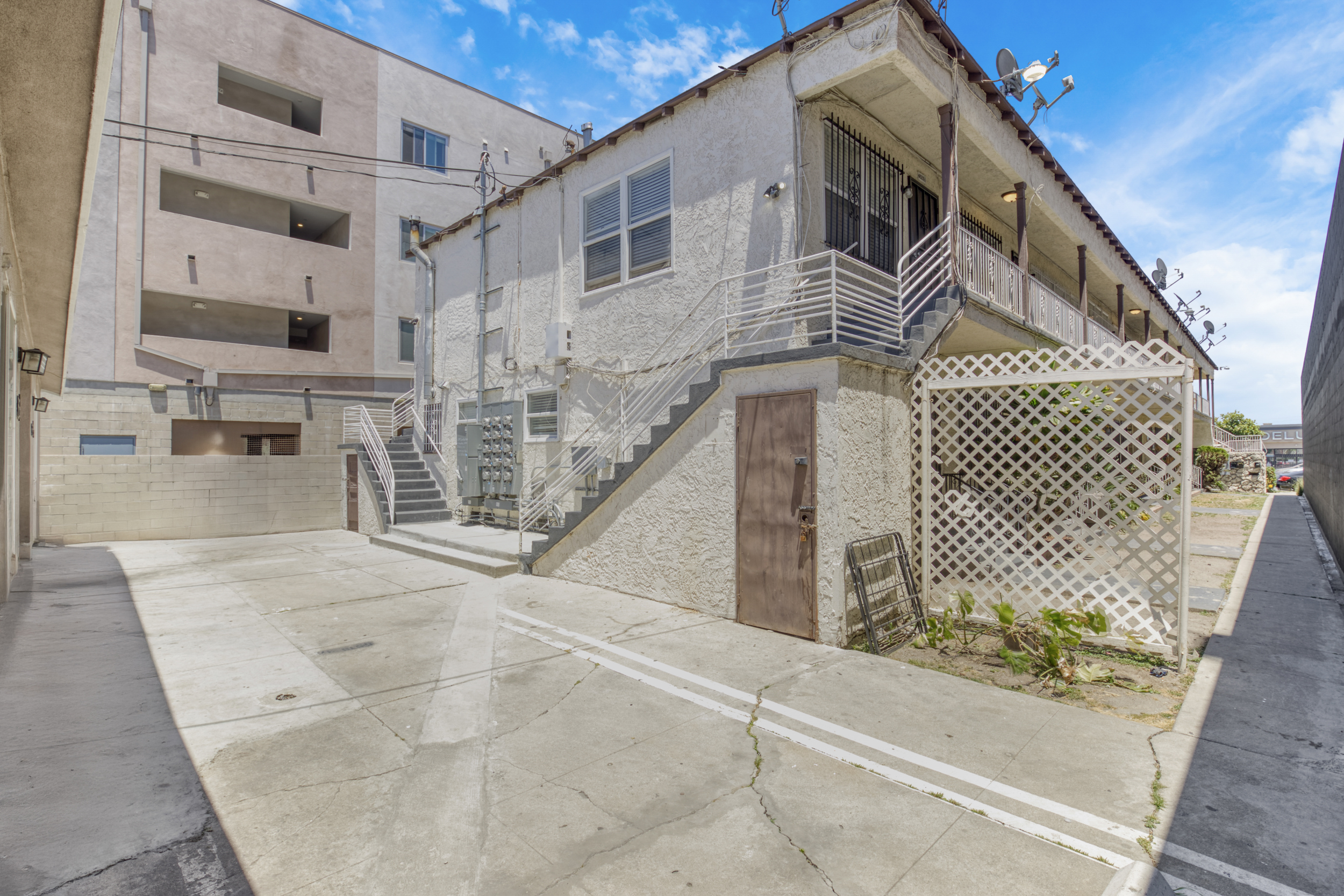 6519 Crenshaw Blvd