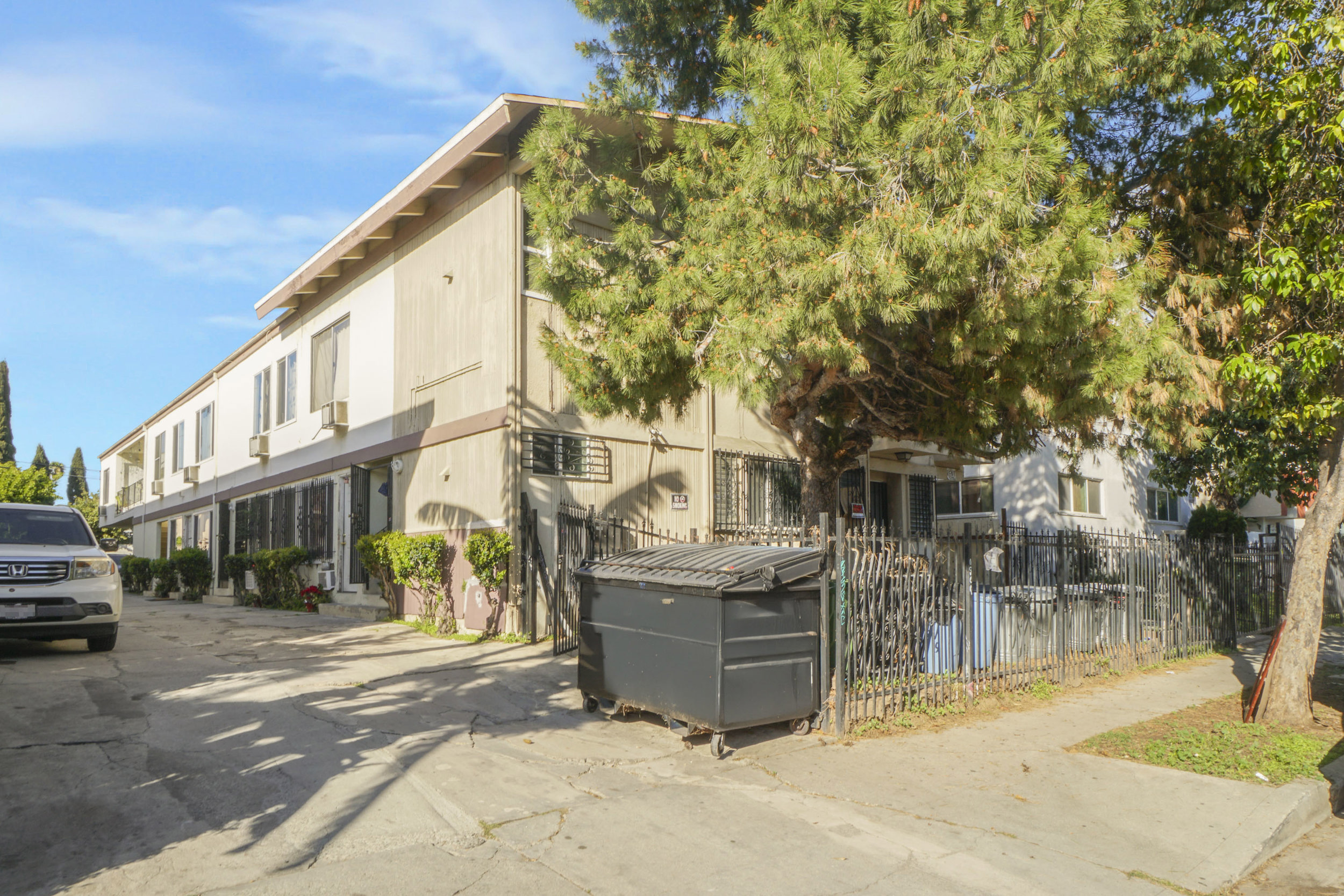 5727 Virginia Ave
