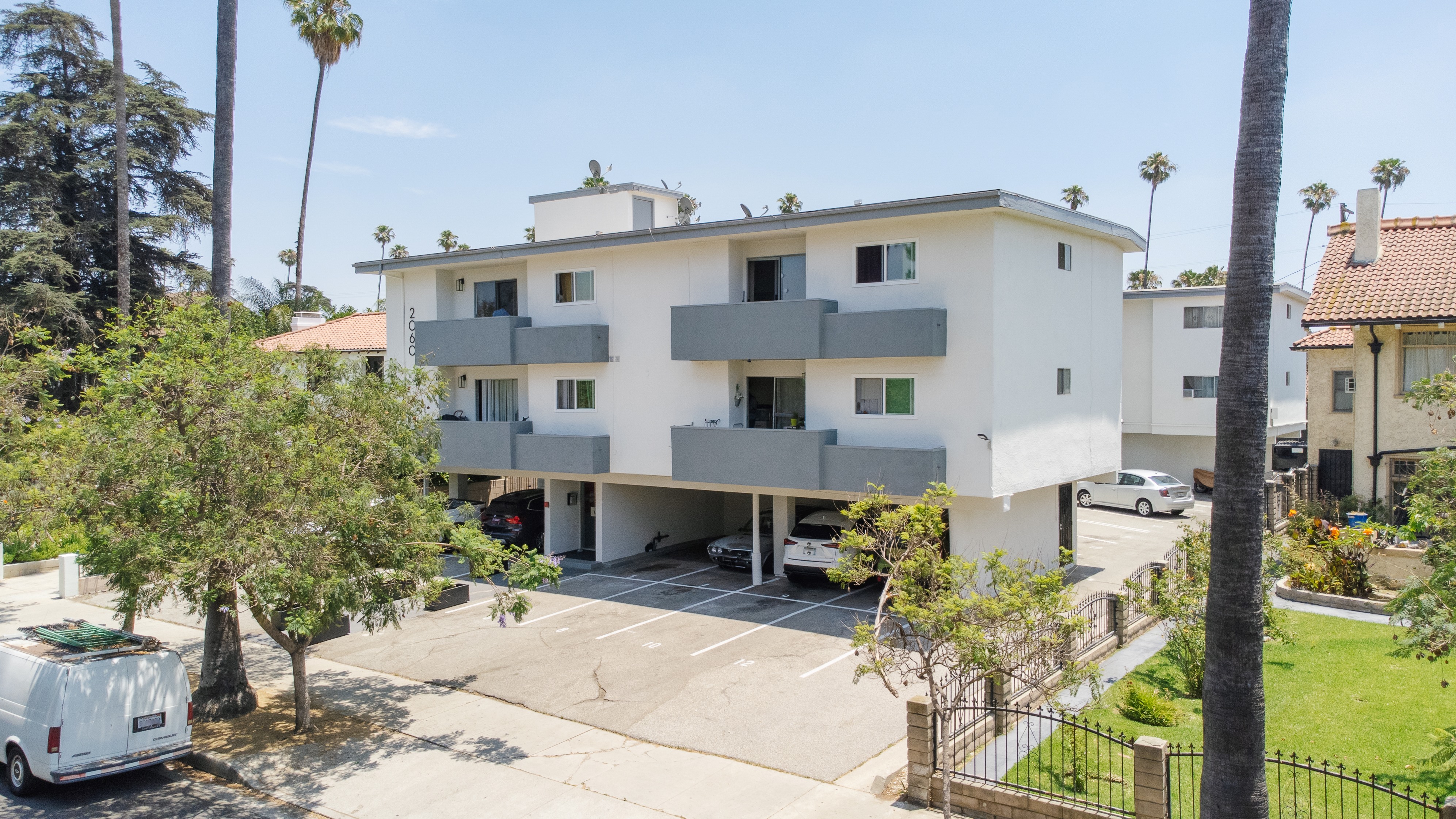 Los Angeles Apartment Listing