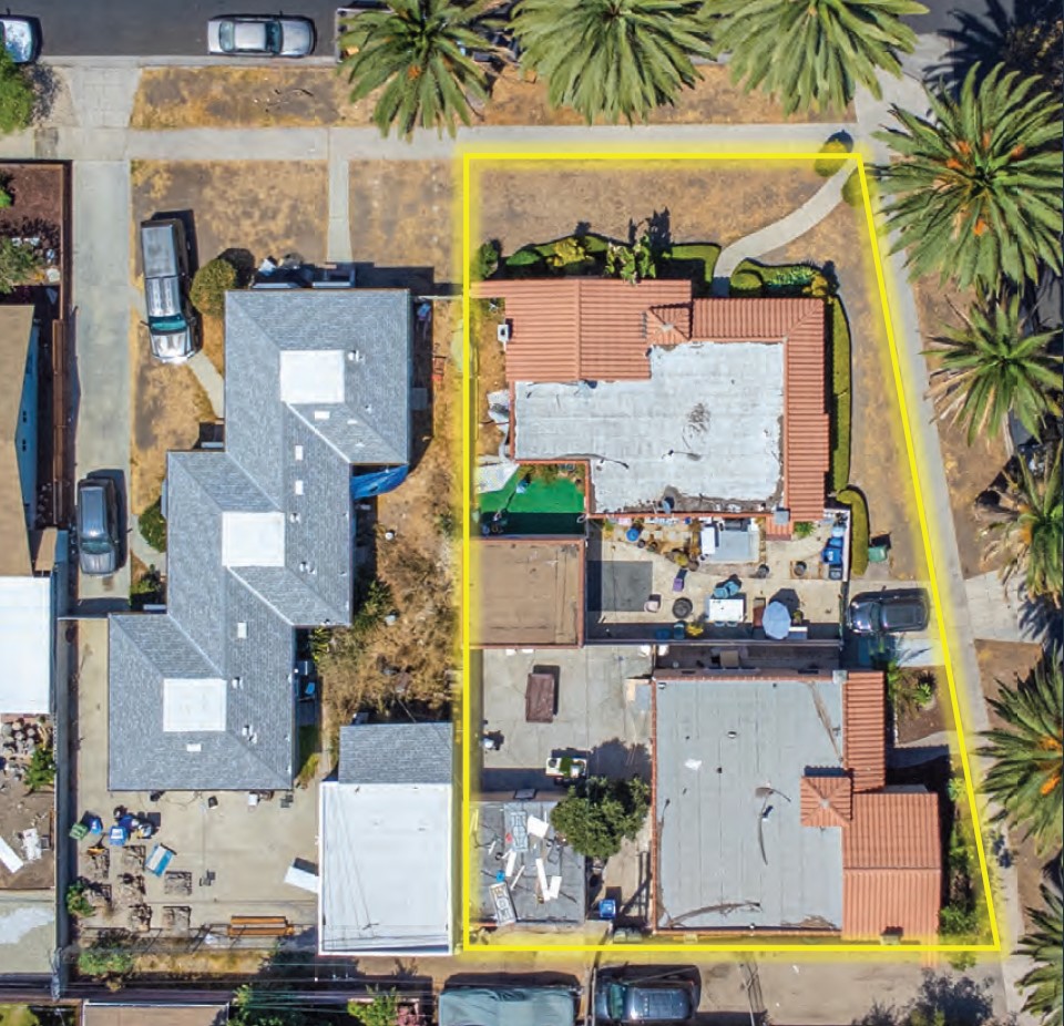 2104 Cochran Ave