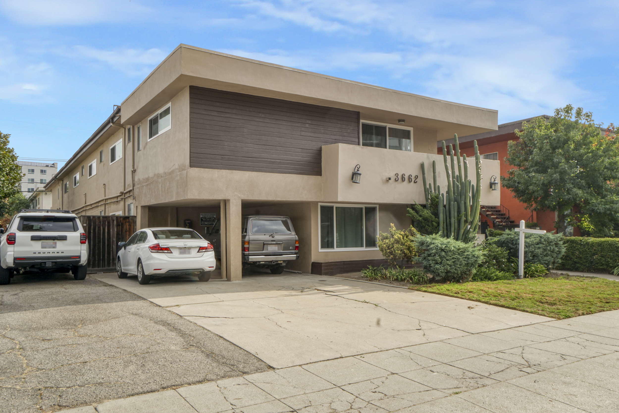 3662 Keystone Ave