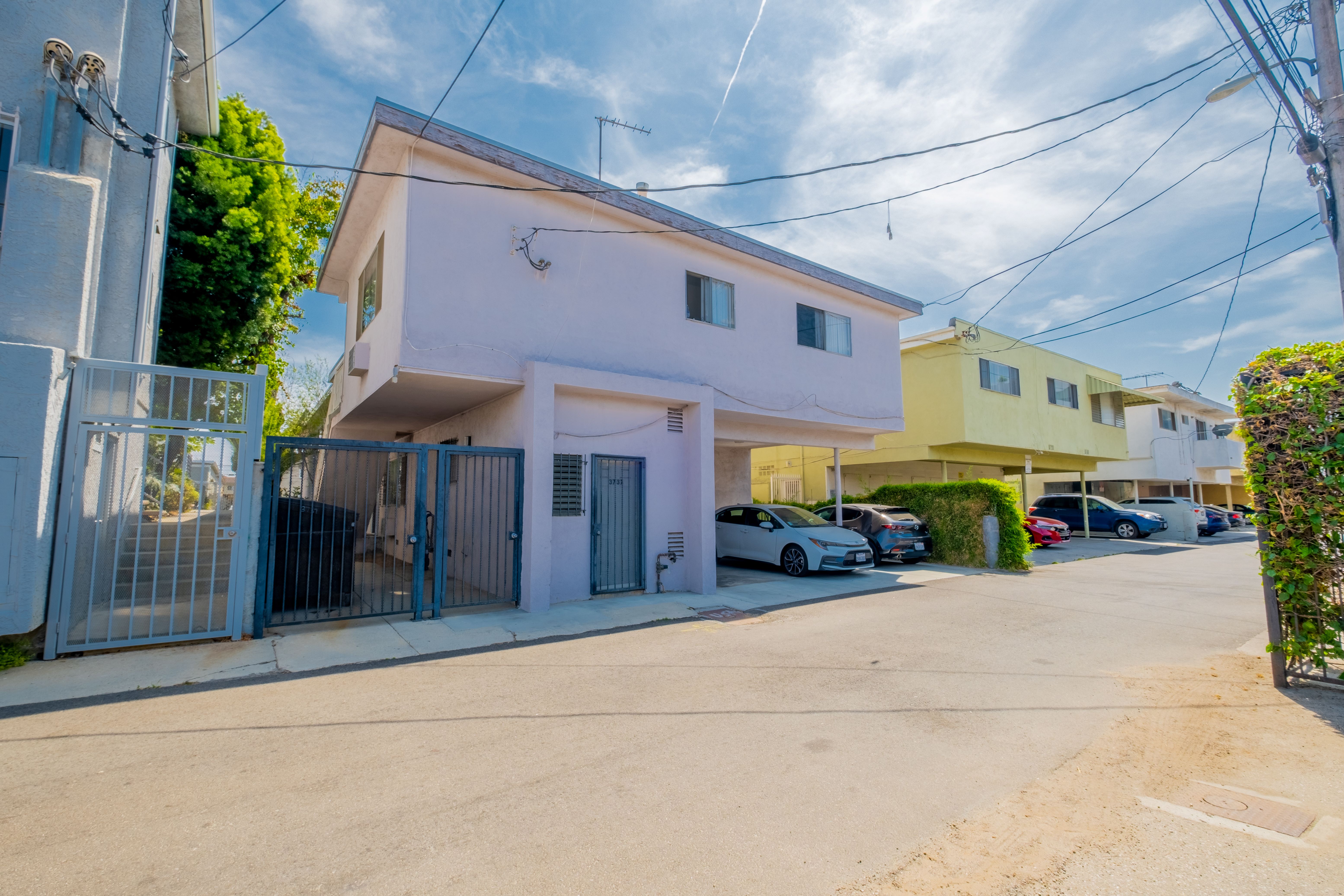 3737 Vinton Ave