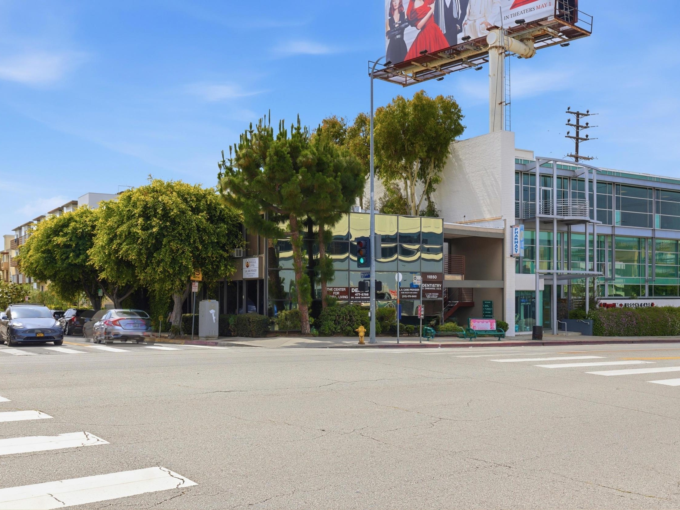 Los Angeles Apartment Listing