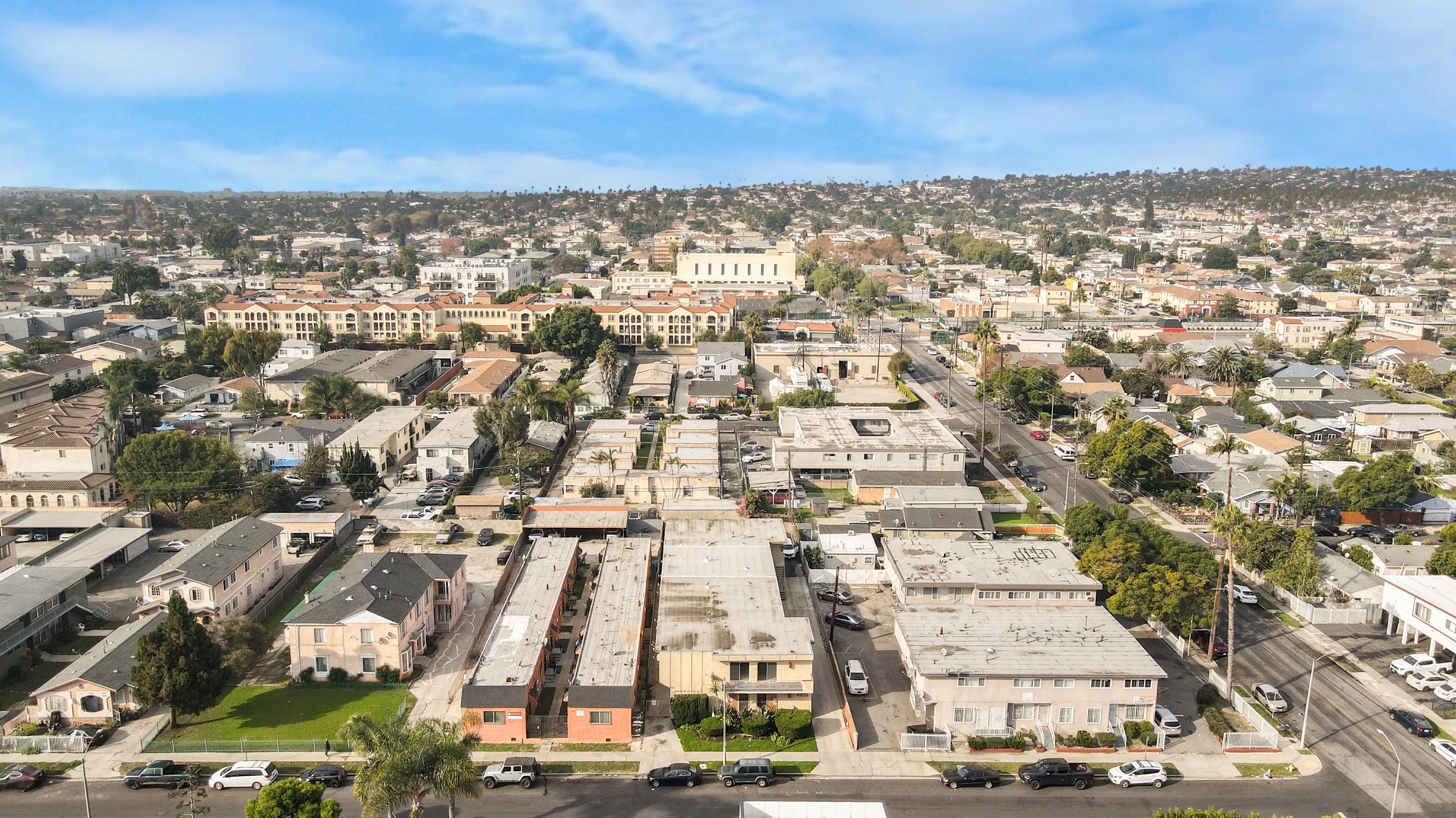 Just Sold: 6015 10th Ave, 12 Units in Hyde Park