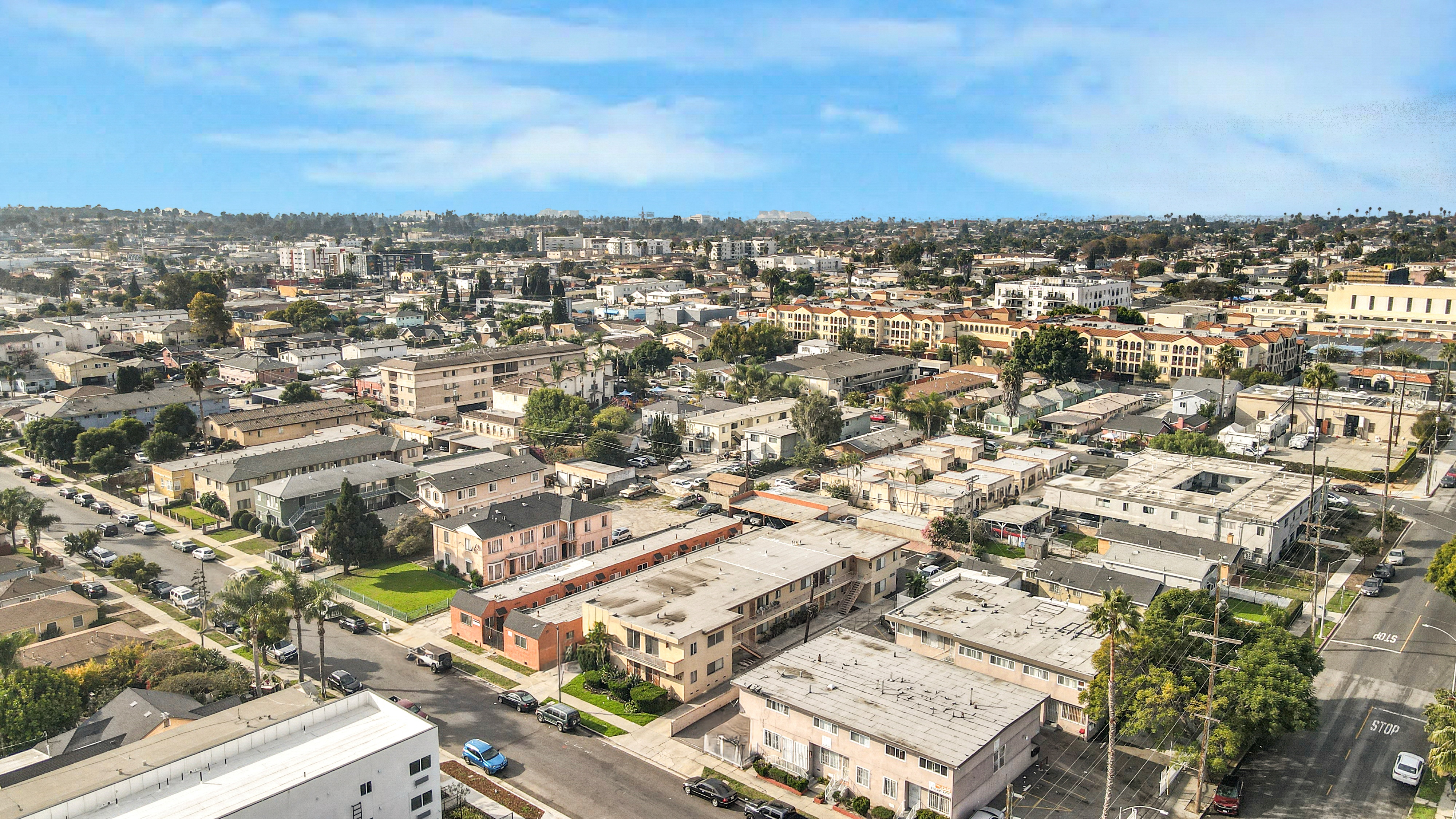 Just Sold: 6015 10th Ave, 12 Units in Hyde Park
