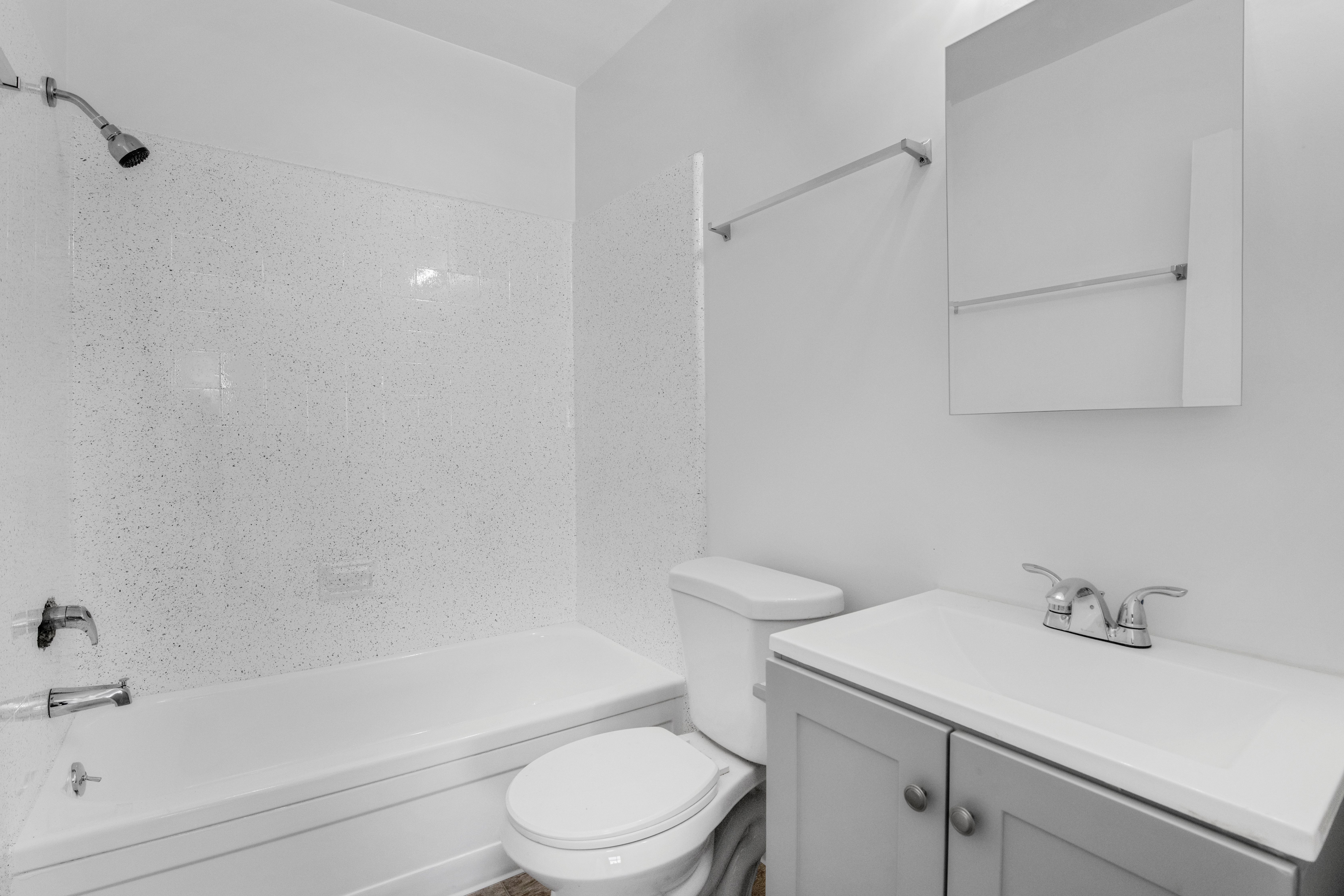 Just Sold: 6015 10th Ave, 12 Units in Hyde Park