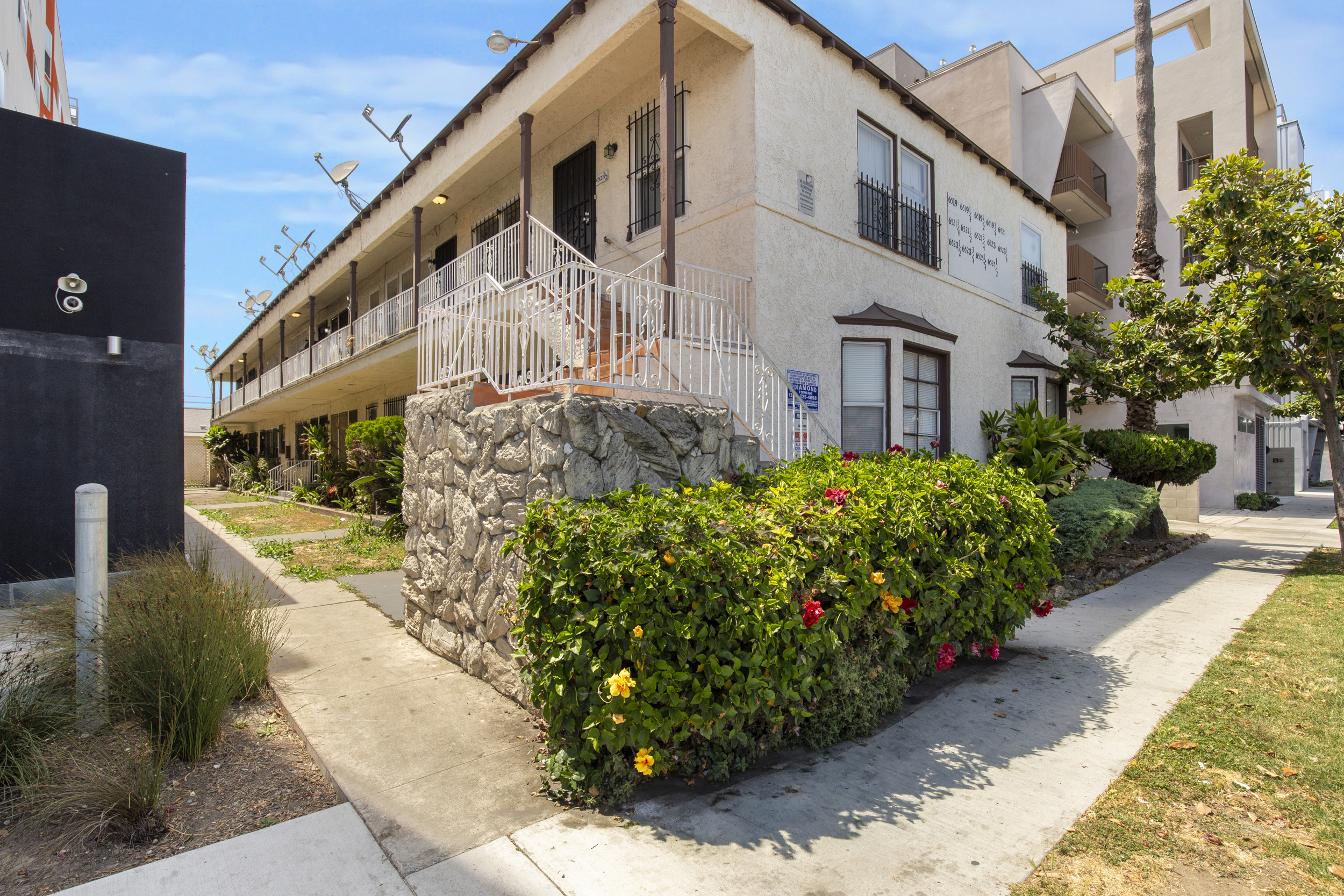 6519 Crenshaw Blvd