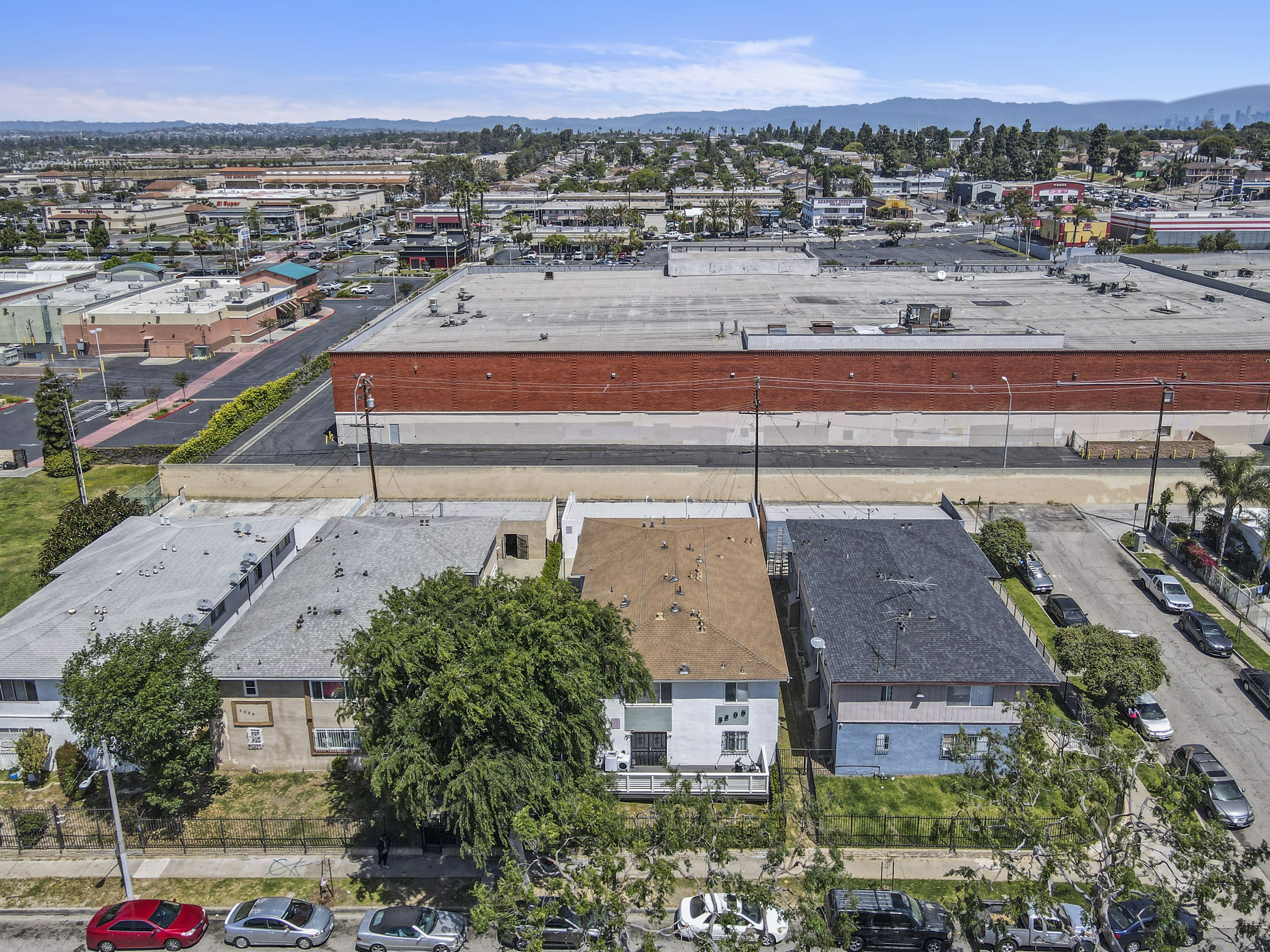 3205 Bartdon
